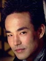 Warren Takeuchi 